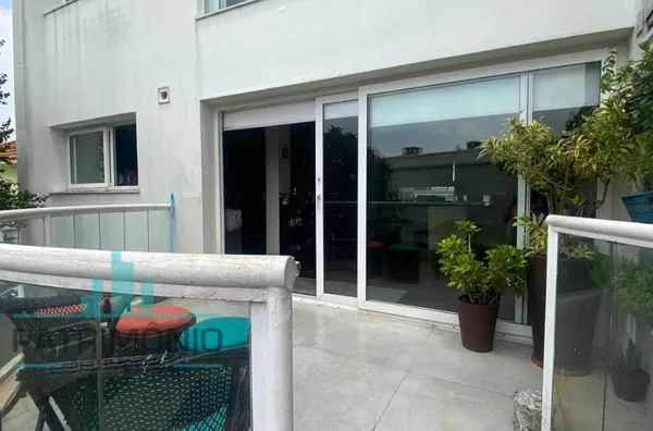 Acesso à área gourmet