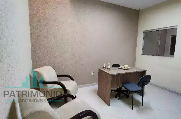 Sobrado mobiliado para locação comercial no bairro Barcelona em São Caetano do Sul. 