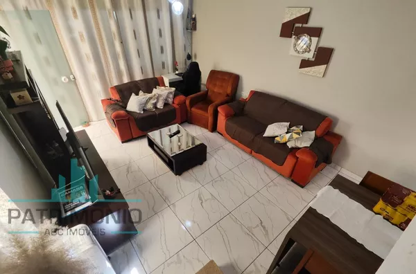 Sobrado à venda no Bairro Cerâmica em São Caetano Do Sul.