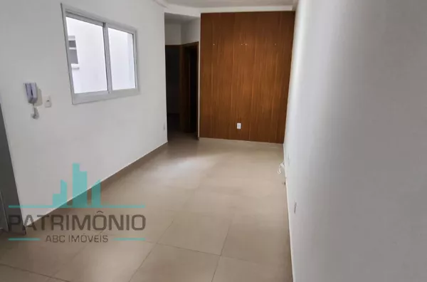 Apartamento à venda no bairro Campestre em Santo André.