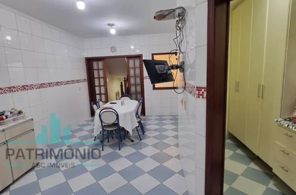 Sobrado Espaçoso a venda no Bairro Santa Maria em São Caetano do Sul