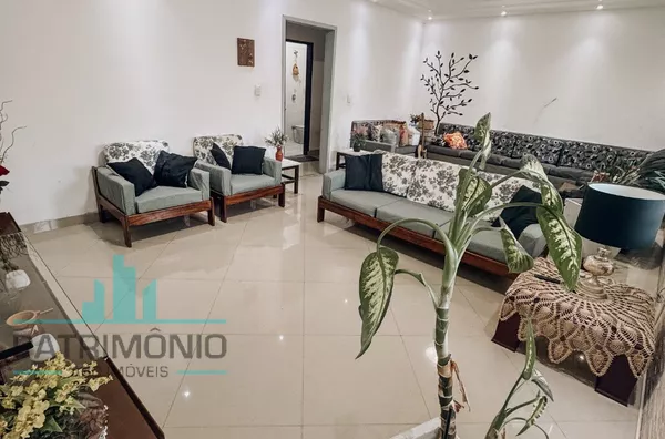 Sobrado à venda no Bairro Fundação em São Caetano do Sul.