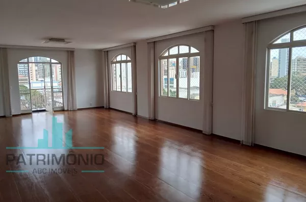 Apartamento de 250m² à venda no Centro de Santo André.