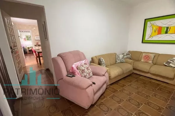 Terreno com casa para venda no Bairro Santo Antônio em São Caetano do Sul.