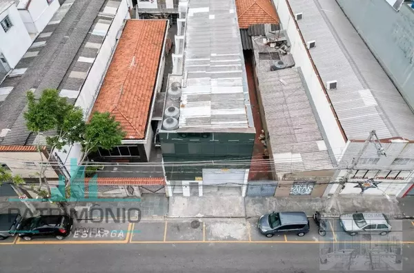 Salão comercial à venda no Bairro Centro em São Caetano Do Sul.