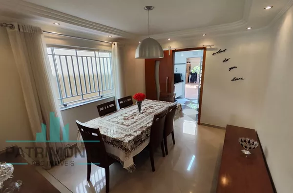 Sobrado à venda no Jardim Santa Cruz (Sacomã) em São Paulo.