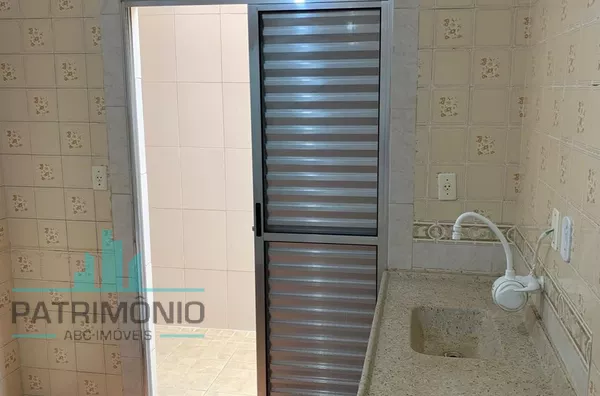 Sobrado com edícula à venda no Bairro MauáMaria em São Caetano do Sul. 