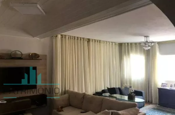 Sobrado à venda no Bairro Rudge Ramos em São Bernardo do Campo.