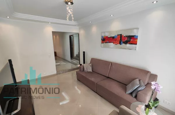 Sobrado à venda no Jardim Santa Cruz (Sacomã) em São Paulo.