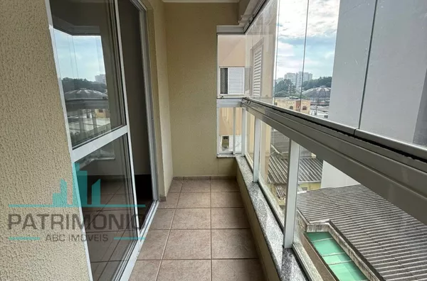 Apartamento para locação no bairro Nova Gerty em São Caetano do Sul.