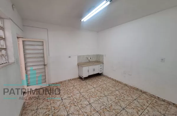 Sobrado à venda no Bairro Cerâmica em São Caetano Do Sul.