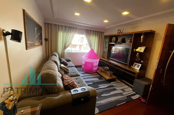 Sobrado à venda no Bairro Olímpico em São Caetano do Sul.