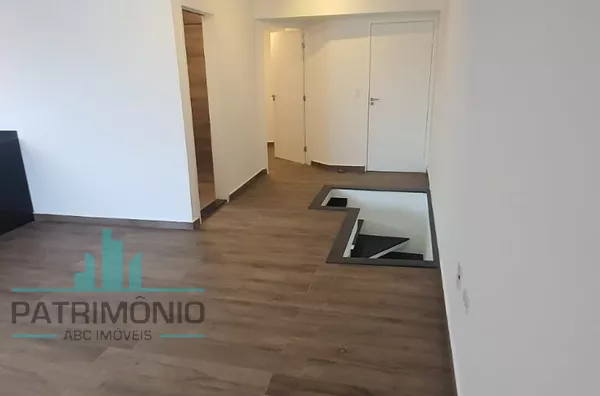 Cobertura com 152m² a venda na Vila Camilópolis em Santo André.
