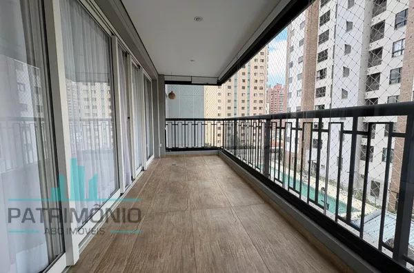 Apartamento para venda e locação no Edifício Raffaello no bairro Santa Paula em São Caetano do Sul.