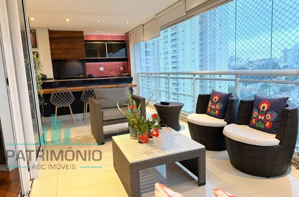 Apartamento com 186m² no Condomínio Pateo Catalunya no Bairro Boa Vista em São Caetano Do Sul. 