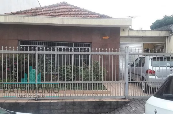 Casa térrea com 295 metros de terreno no Bairro Osvaldo Cruz - São Caetano do Sul/SP