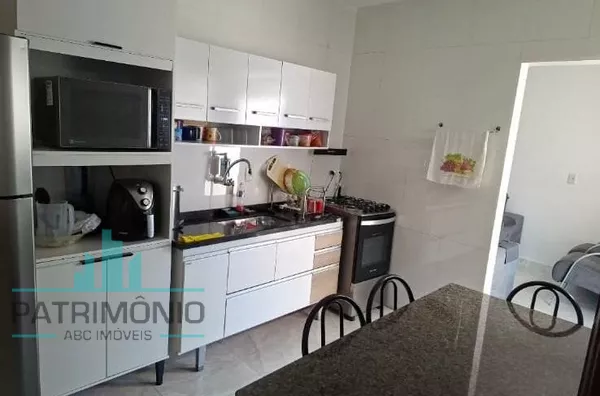 Casa à venda no bairro Nova Gerty em São Caetano do Sul.