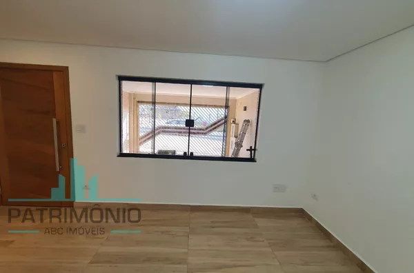 Sobrado com 202m² à venda no Bairro Rudge Ramos em São Bernardo do Campo.