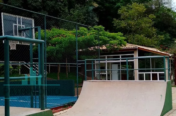 Quadra poliesportiva