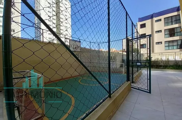 Quadra poliesportiva