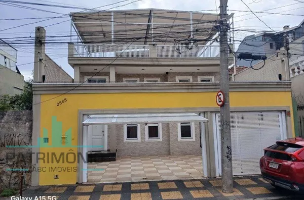  Casa à venda no Bairro Campestre em Santo André.