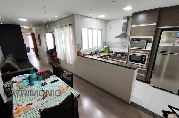 Cobertura à venda na Vila Palmares em Santo André. 