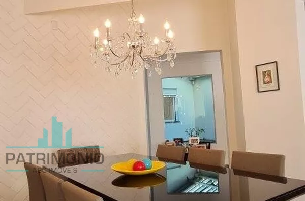 Casa Assobradada com 500m² de terreno à venda no Bairro Campestre em Santo André.