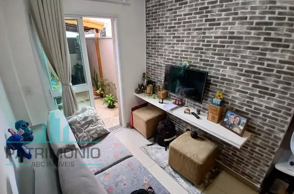 Apartamento à venda no bairro Santa Maria em Santo André.