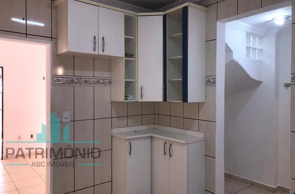 Sobrado à venda no Bairro Santa Maria em São Caetano Do Sul.