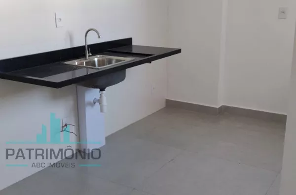 Cobertura à venda no Residencial Bella Vie no bairro Santa Maria em Santo André.