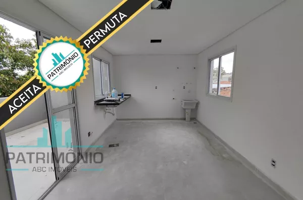 Cobertura de 90m² (45m² + 45m²) a venda na Vila Lucinda em Santo André.
