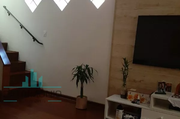 Sobrado com 184m² à venda no Bairro Rudge Ramos em São Bernardo do Campo.