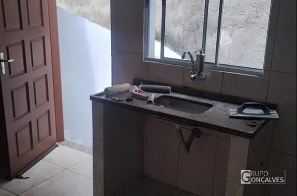 - casa térrea para aluguel, 1 quarto(s),  Jardim Vila Formosa, São Paulo