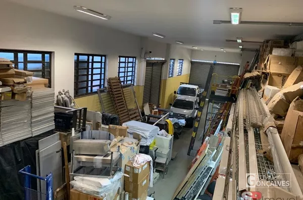 Belíssimo Prédio Comercial para locação 