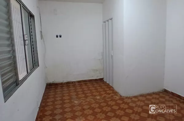 Casa Térrea, não independente, para Locação no bairro JARDIM BANDEIRANTES, 1 dormitórios, 40 m²