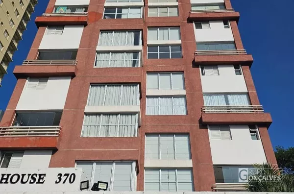 Condomínio Verical House