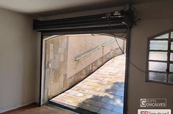 Sobrado para aluguel, 3 quarto(s),  Vila Regente Feijo, São Paulo