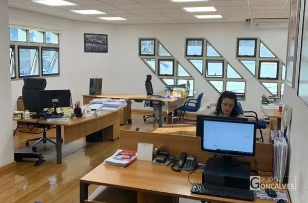 Belíssimo Prédio Comercial para locação 