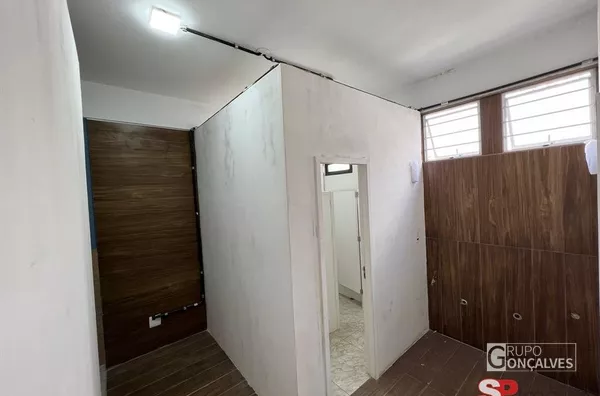 ÓTIMO PRÉDIO COMERCIAL NO CORAÇÃO DE SÃO PAULO