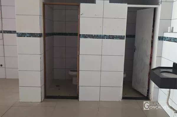 PRÉDIO COMERCIAL NO CORAÇÃO DE SP