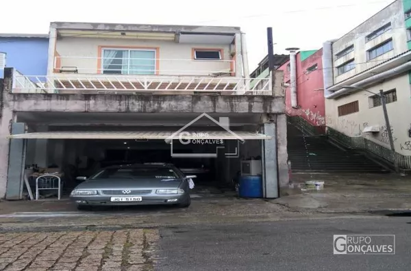 Venda - Assobradada no bairro VILA MATILDE, 5 dormitórios, 10 vagas, 317.00 m².