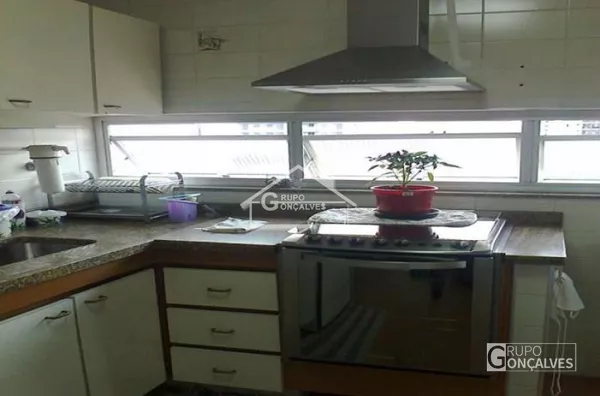 Excelente Apto Cobertura Duplex no Tatuapé.