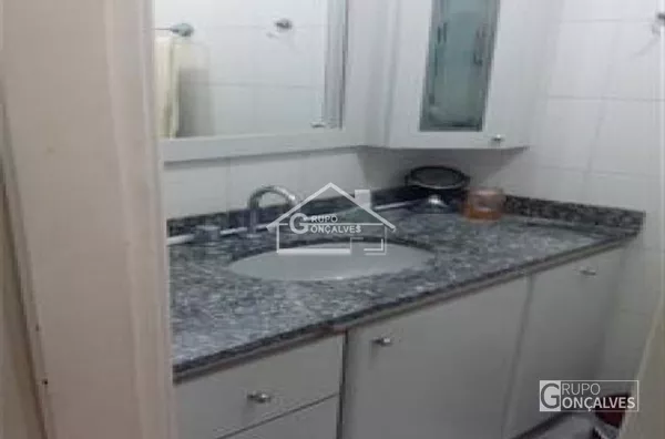 APARTAMENTO EM ÓTIMA LOCALIZAÇÃO NO TATUAPÉ.