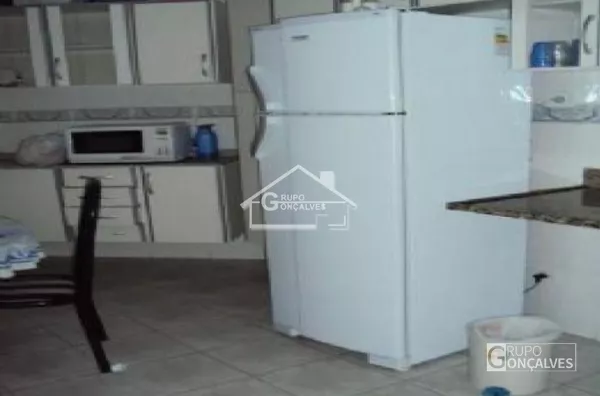 Excelente apartamento a um quarteirão da Praia na Vila tupi