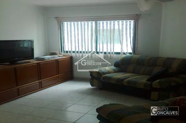 Excelente apartamento a um quarteirão da Praia na Vila tupi