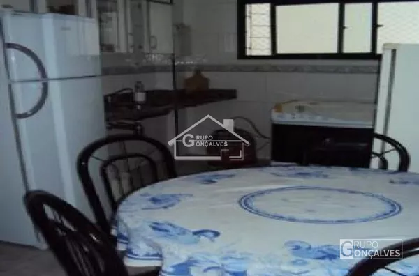 Excelente apartamento a um quarteirão da Praia na Vila tupi