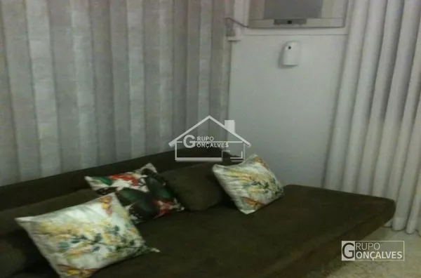 Apartamento - venda - 3 dormitórios sendo 1 suíte, 2 vagas, 103 m² -  a 100 m² da praia Pitangueiras - Guarujá