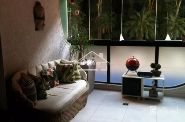 Apartamento - venda - 3 dormitórios sendo 1 suíte, 2 vagas, 103 m² -  a 100 m² da praia Pitangueiras - Guarujá