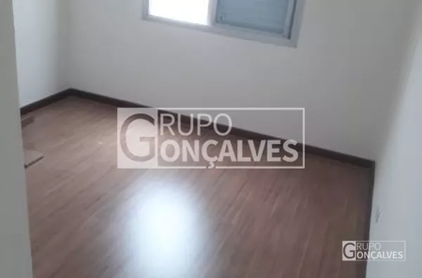 Apartamento Face Norte !  Condomínio Padrão no bairro Alto da MOoca, 1 dormitório, 2 banheiros, 1 vaga, 45 m. fácil acesso a serviços de comércio e  de transporte urbano