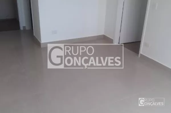 Apartamento Face Norte !  Condomínio Padrão no bairro Alto da MOoca, 1 dormitório, 2 banheiros, 1 vaga, 45 m. fácil acesso a serviços de comércio e  de transporte urbano